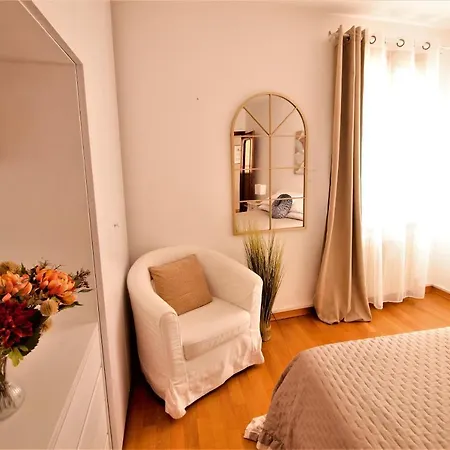Charming Canal View San Marco Apartment Venice Exterior photo