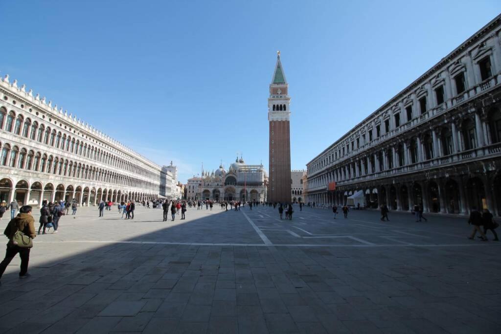 Charming Canal View San Marco Apartamento