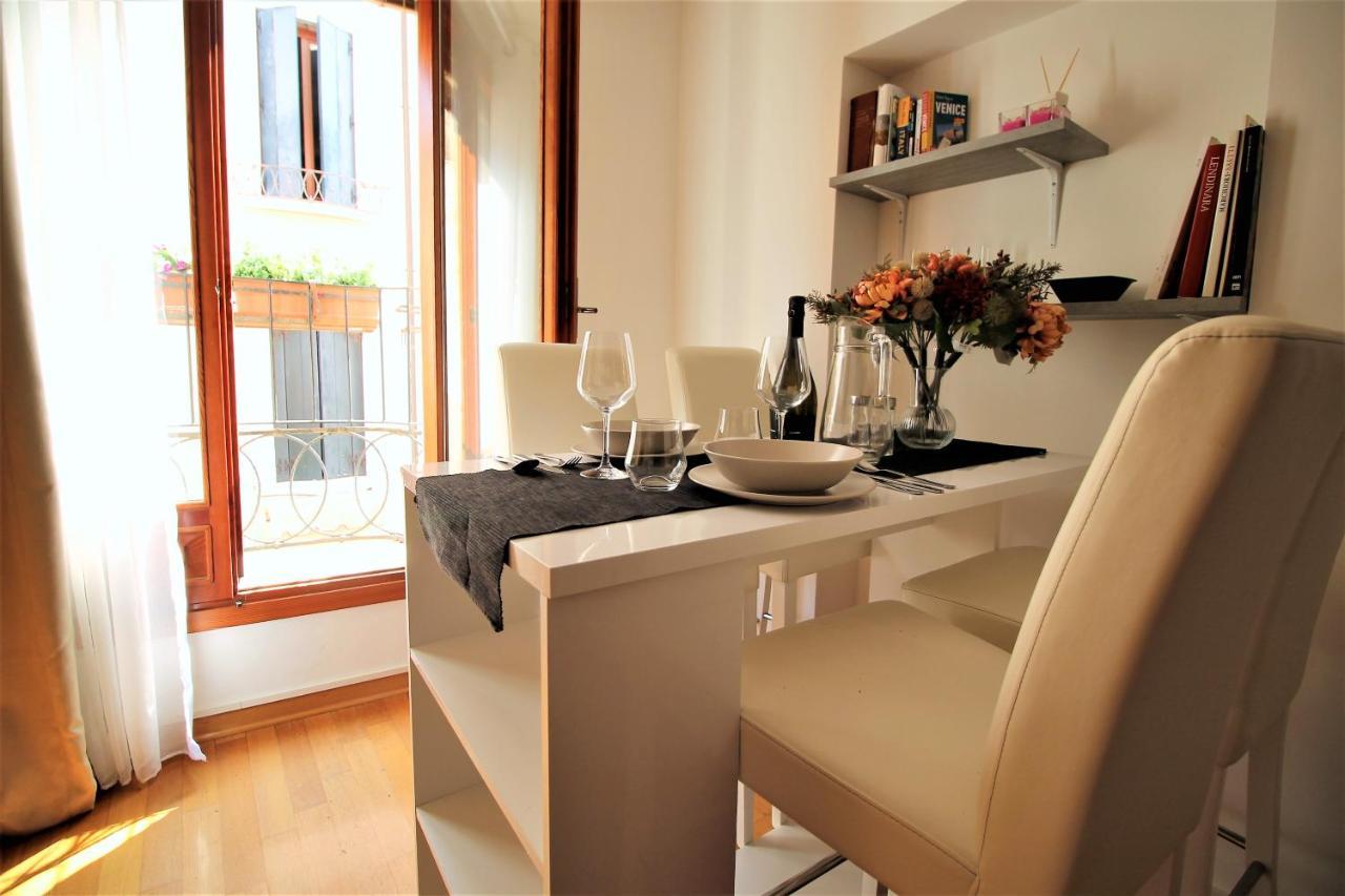 Apartamento Charming Canal View San Marco