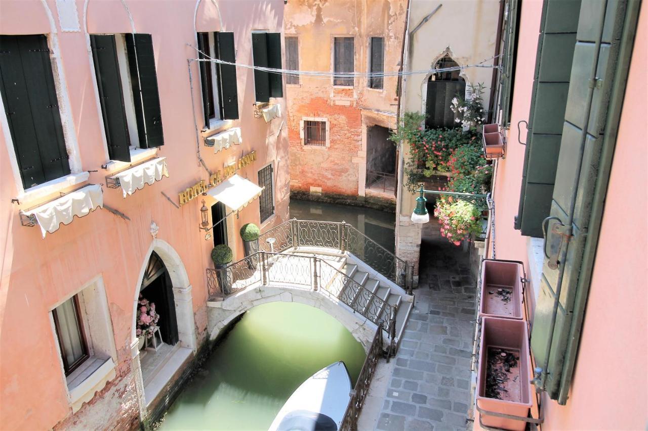 Apartamento Charming Canal View San Marco Venecia