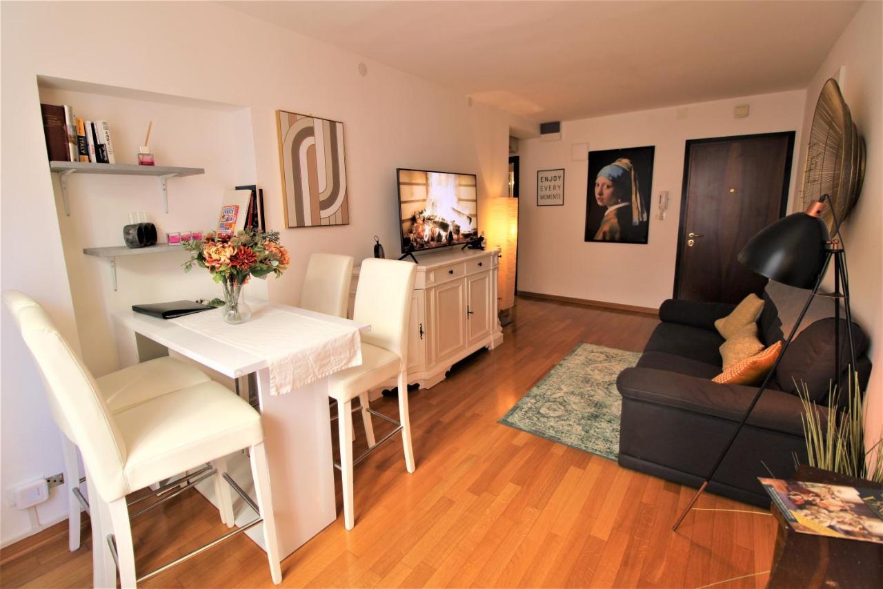 Charming Canal View San Marco Apartamento